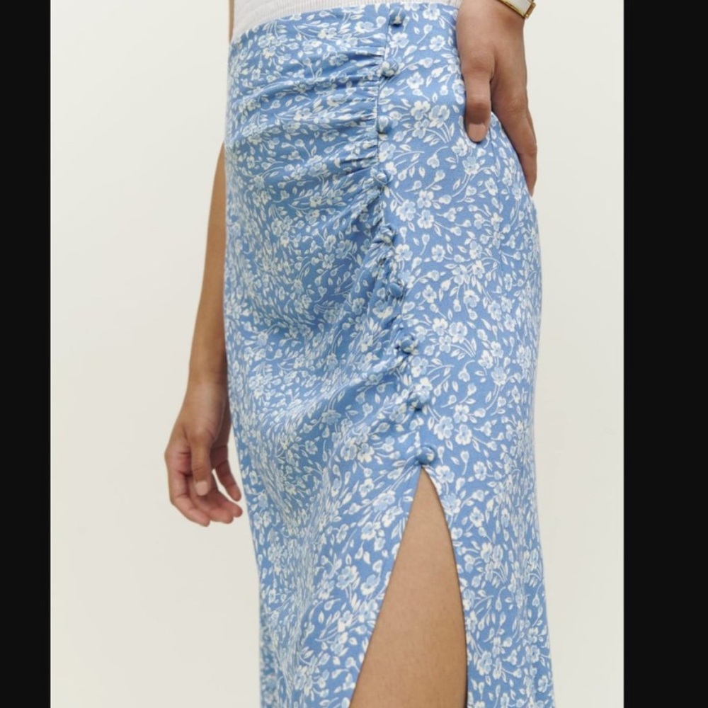 Reformation Skirt - Picture 4 of 8